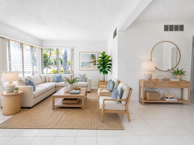 10081 W Bay Harbor Dr 1, Bay Harbor Islands, FL 33154