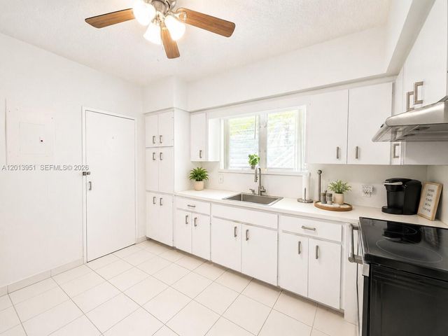 10081 W Bay Harbor Dr 1, Bay Harbor Islands, FL 33154