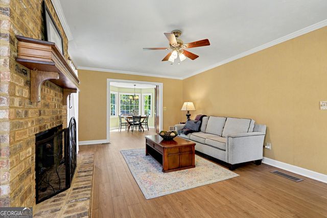 5602 Grist Stone Drive SW, Lilburn, GA 30047