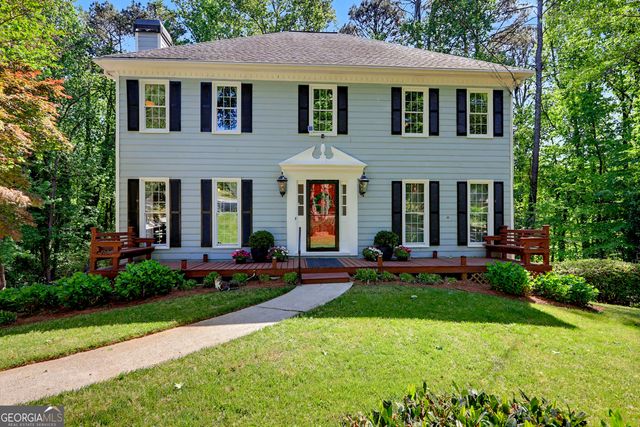 5602 Grist Stone Drive SW, Lilburn, GA 30047