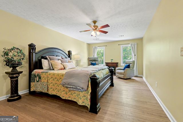 5602 Grist Stone Drive SW, Lilburn, GA 30047