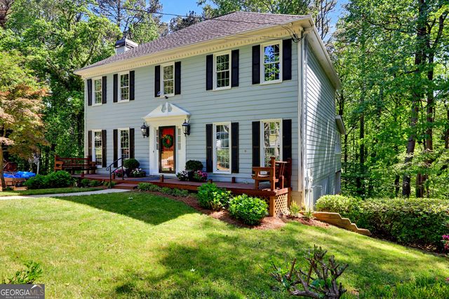 5602 Grist Stone Drive SW, Lilburn, GA 30047