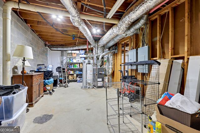 5602 Grist Stone Drive SW, Lilburn, GA 30047