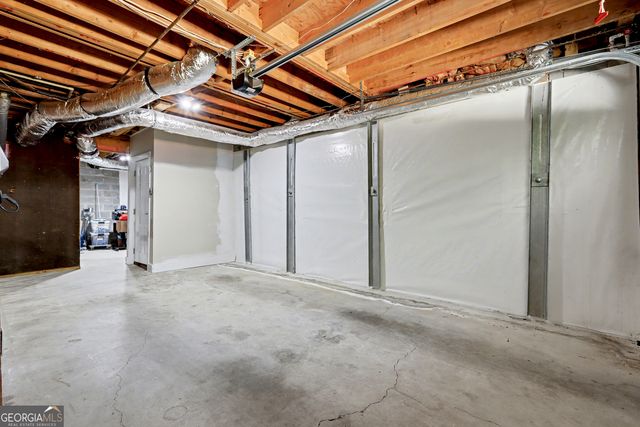 5602 Grist Stone Drive SW, Lilburn, GA 30047