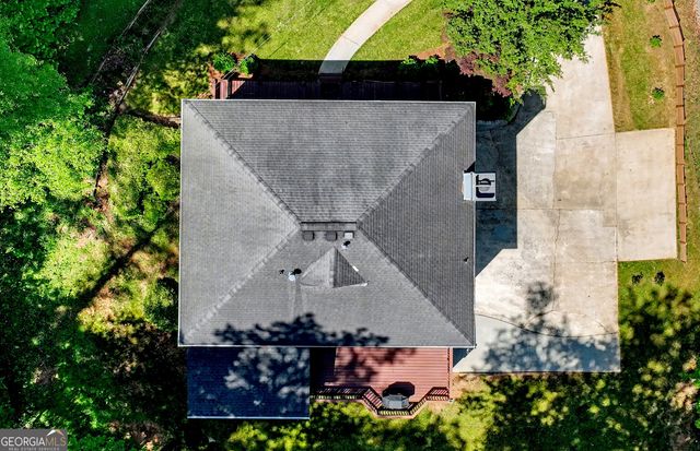 5602 Grist Stone Drive SW, Lilburn, GA 30047