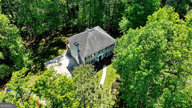 5602 Grist Stone Drive SW, Lilburn, GA 30047