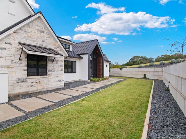 10803 Nina Ridge, San Antonio, TX 78255