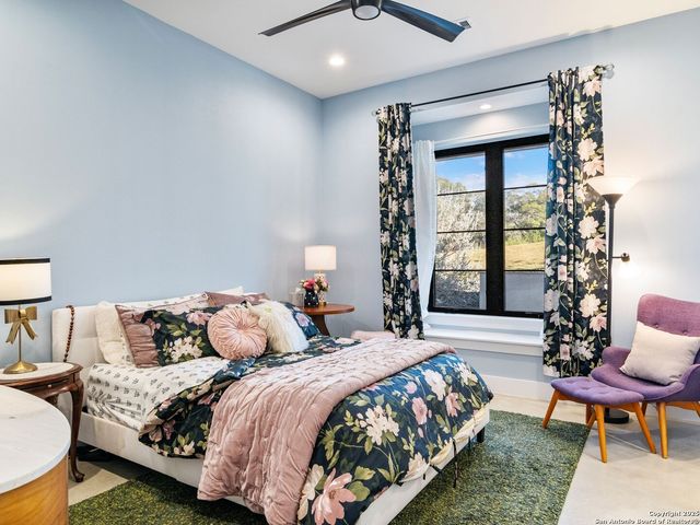 10803 Nina Ridge, San Antonio, TX 78255