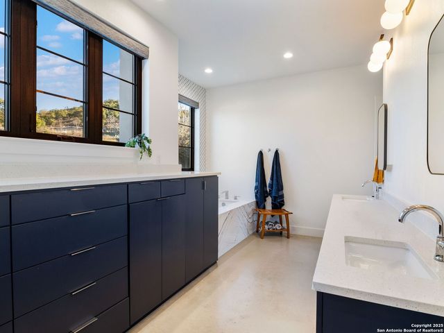 10803 Nina Ridge, San Antonio, TX 78255