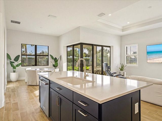 6013 SILVER GRASS COURT, Nokomis, FL 34275