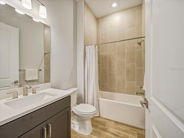 6013 SILVER GRASS COURT, Nokomis, FL 34275