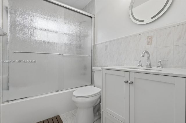17655 SW 6th Street, Pembroke Pines, FL 33029