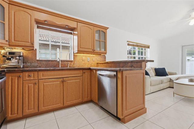 17655 SW 6th Street, Pembroke Pines, FL 33029