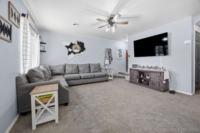 413 W Pogue Street, Cleveland, OK 74020