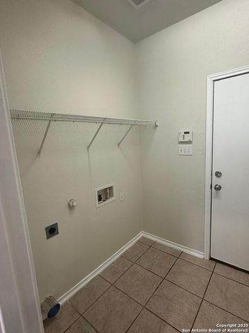 1335 Crown Brook, San Antonio, TX 78260