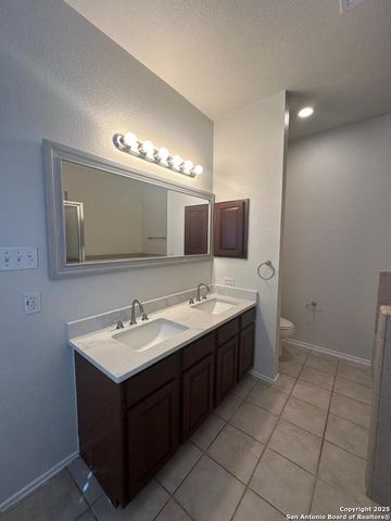 1335 Crown Brook, San Antonio, TX 78260
