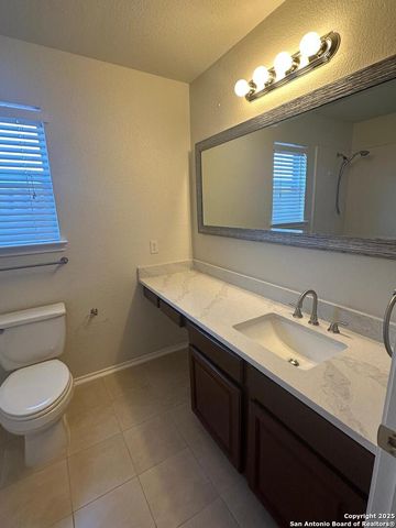 1335 Crown Brook, San Antonio, TX 78260