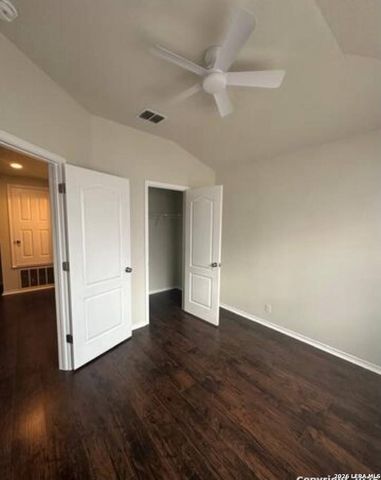 1335 Crown Brook, San Antonio, TX 78260