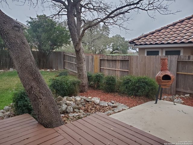 1335 Crown Brook, San Antonio, TX 78260