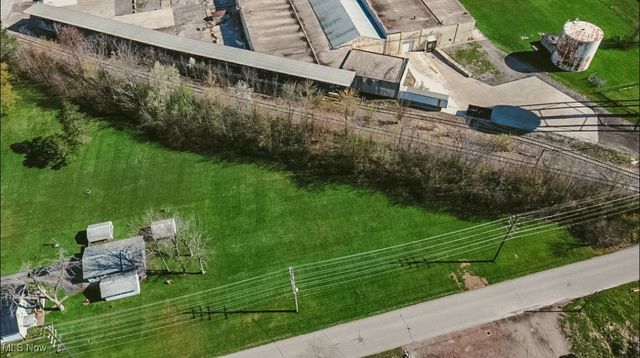 E Erie Street, Jefferson, OH 44047