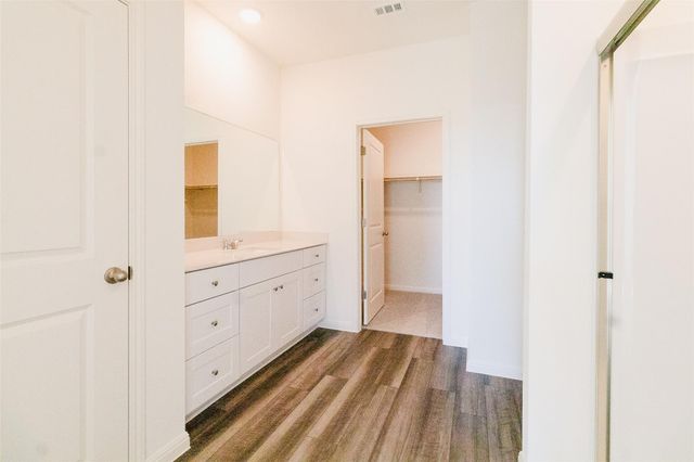 1524 Morris LOOP, San Marcos, TX 78666