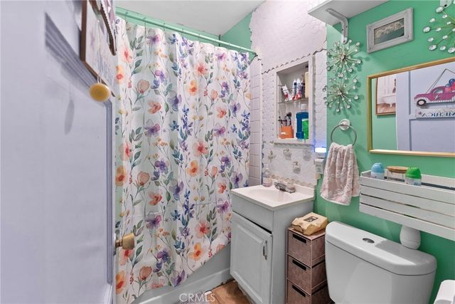 12323 Edgebrook Avenue, Lynwood, CA 90262