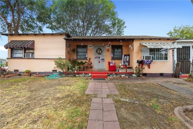 12323 Edgebrook Avenue, Lynwood, CA 90262