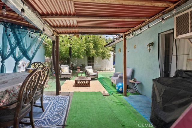 12323 Edgebrook Avenue, Lynwood, CA 90262