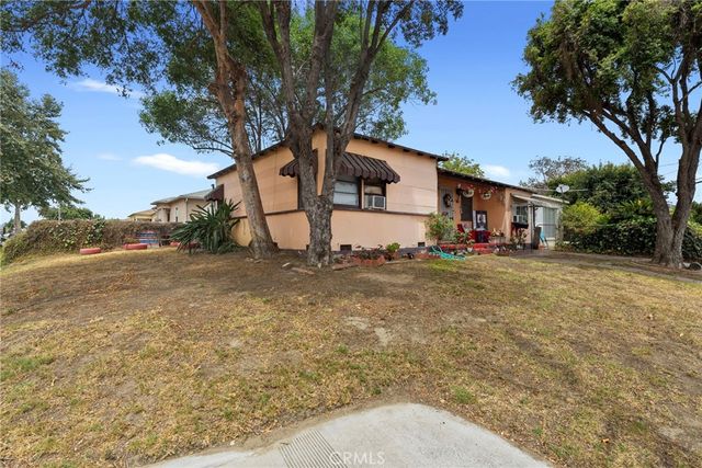 12323 Edgebrook Avenue, Lynwood, CA 90262