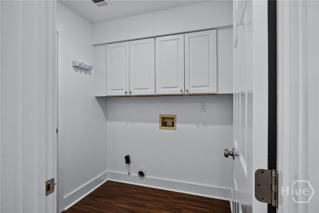 Image 16 of property listing at 119 Blueleaf Court, Savannah, GA 31410