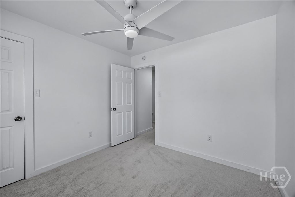 Image 27 of property listing at 119 Blueleaf Court, Savannah, GA 31410