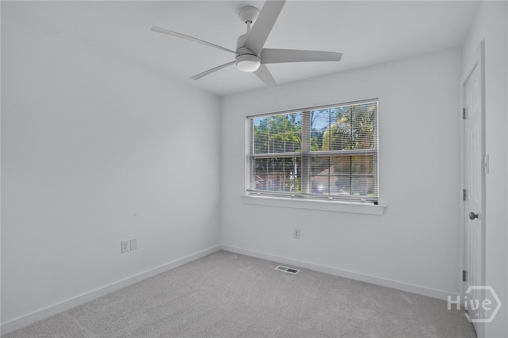 Image 28 of property listing at 119 Blueleaf Court, Savannah, GA 31410