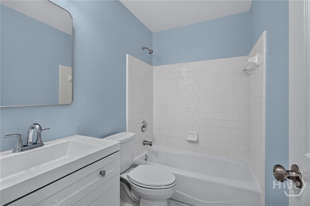 Image 29 of property listing at 119 Blueleaf Court, Savannah, GA 31410