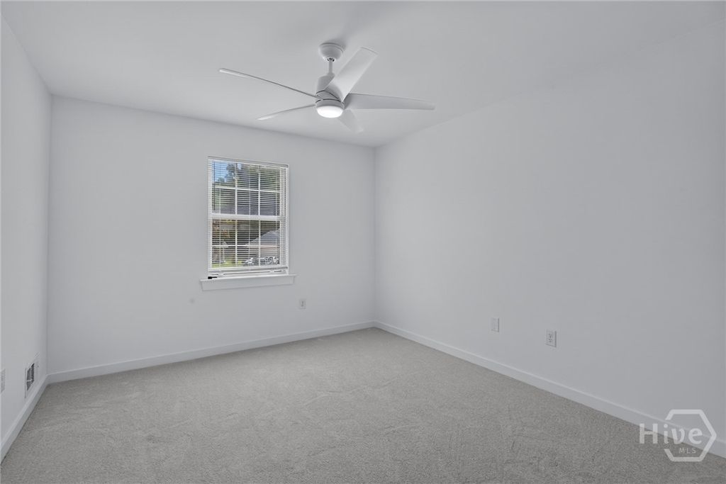 Image 34 of property listing at 119 Blueleaf Court, Savannah, GA 31410