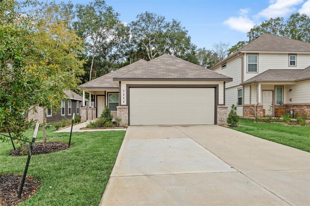 3608 Cub Drive, Conroe, TX 77301