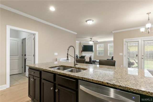 9452 Crete Circle, Tuscaloosa, AL 35406