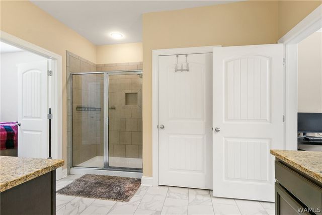 9452 Crete Circle, Tuscaloosa, AL 35406