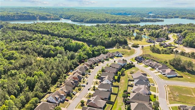 9452 Crete Circle, Tuscaloosa, AL 35406