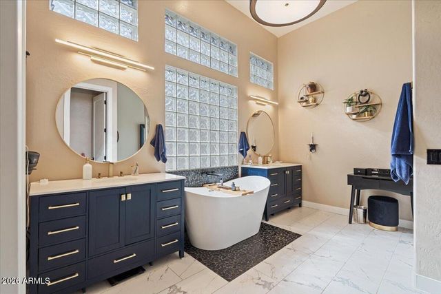 7664 E TORREY POINT Circle, Mesa, AZ 85207