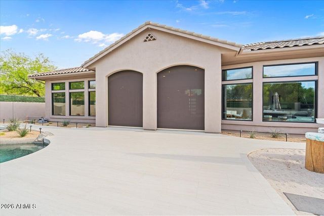 7664 E TORREY POINT Circle, Mesa, AZ 85207