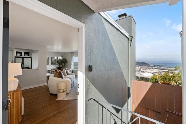 223 Oakridge Drive, Daly City, CA 94014