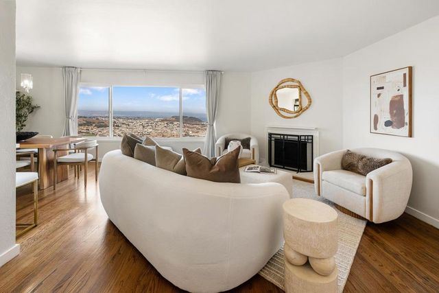223 Oakridge Drive, Daly City, CA 94014