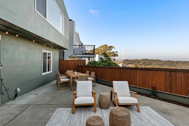 223 Oakridge Drive, Daly City, CA 94014