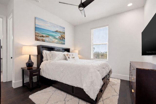 1843 BAYOU GRANDE BOULEVARD NE, St Petersburg, FL 33703