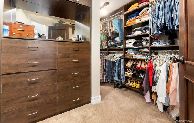 847b E Broadway, Long Beach, NY 11561