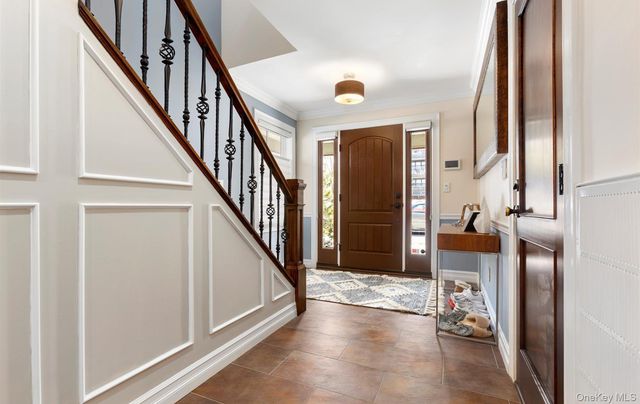 847b E Broadway, Long Beach, NY 11561