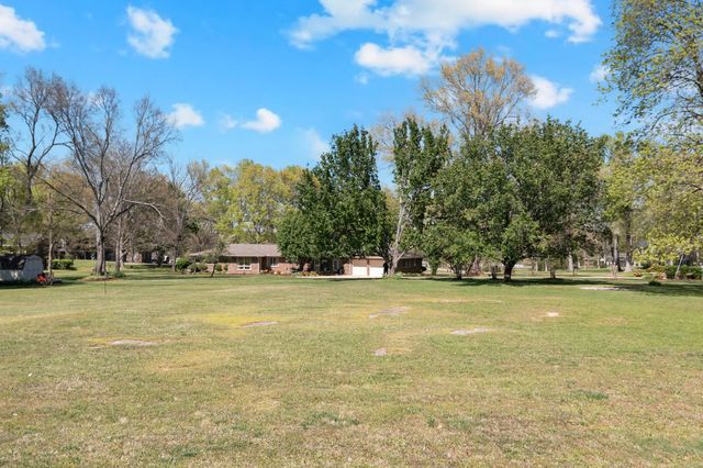 110 Creighton Pl, Shelbyville, TN 37160