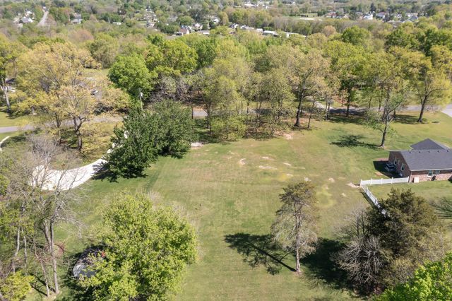 110 Creighton Pl, Shelbyville, TN 37160