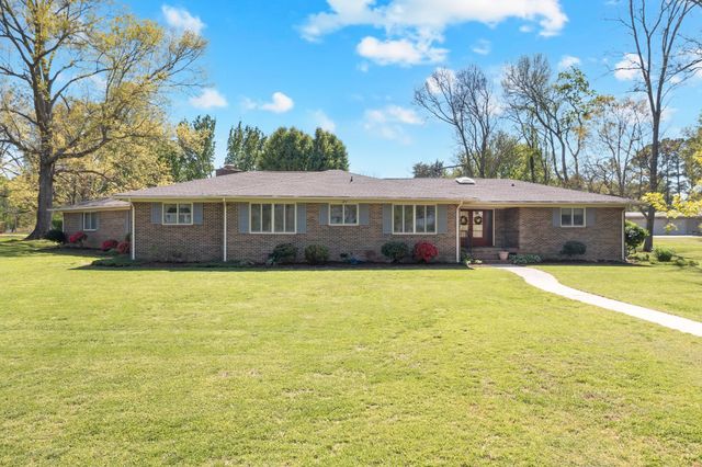 110 Creighton Pl, Shelbyville, TN 37160