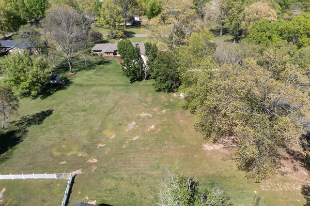 110 Creighton Pl, Shelbyville, TN 37160